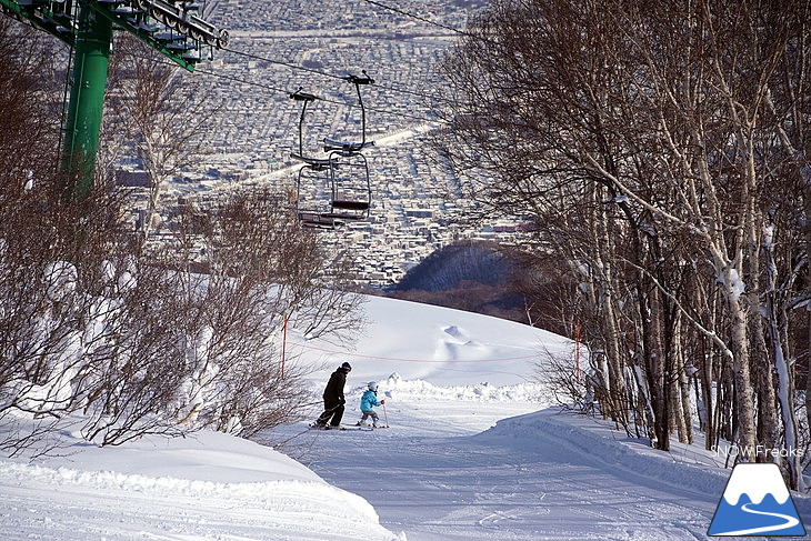 サッポロテイネ -11℃！空に舞い上がる粉雪。